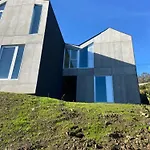 Umi Surf Yoga House Doninos Prázdninový dům