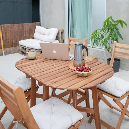 Umi Surf Yoga House Doninos Ferrol